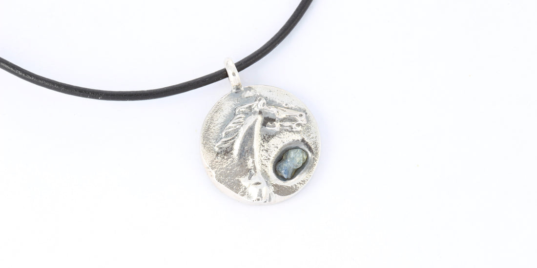 How to care for silver jewellery?