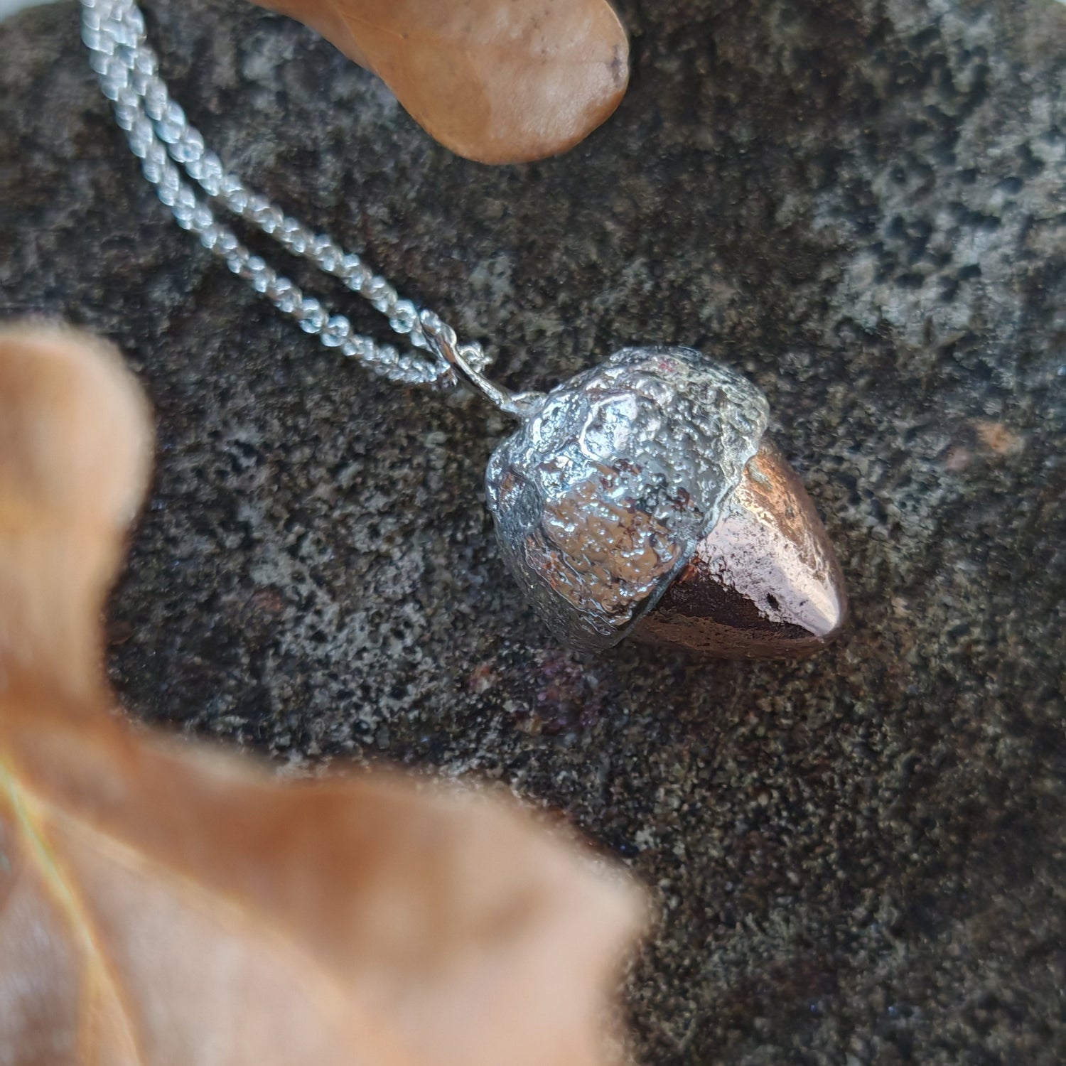 acorn pendant side