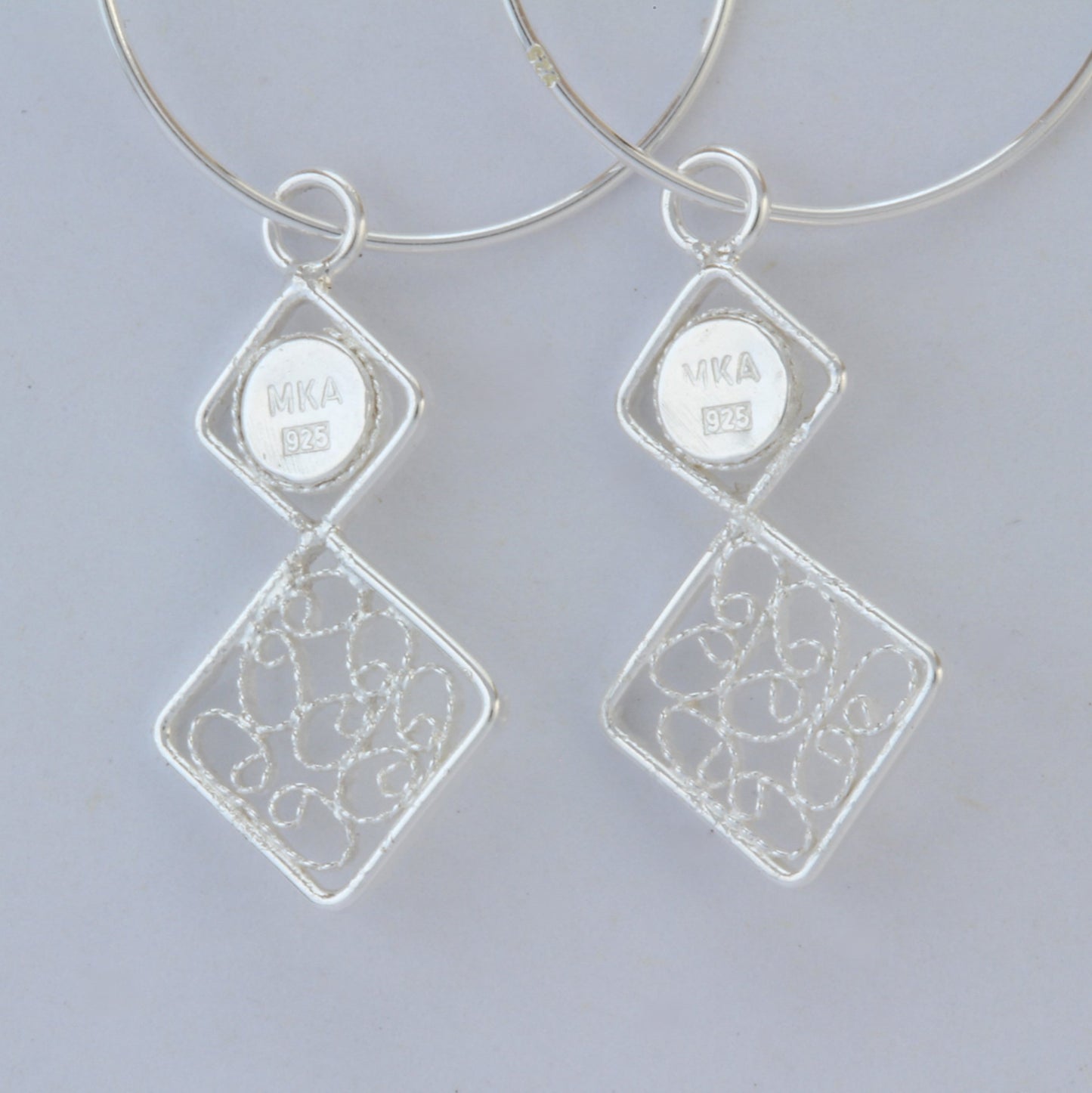 Filigree squares hoop earrings