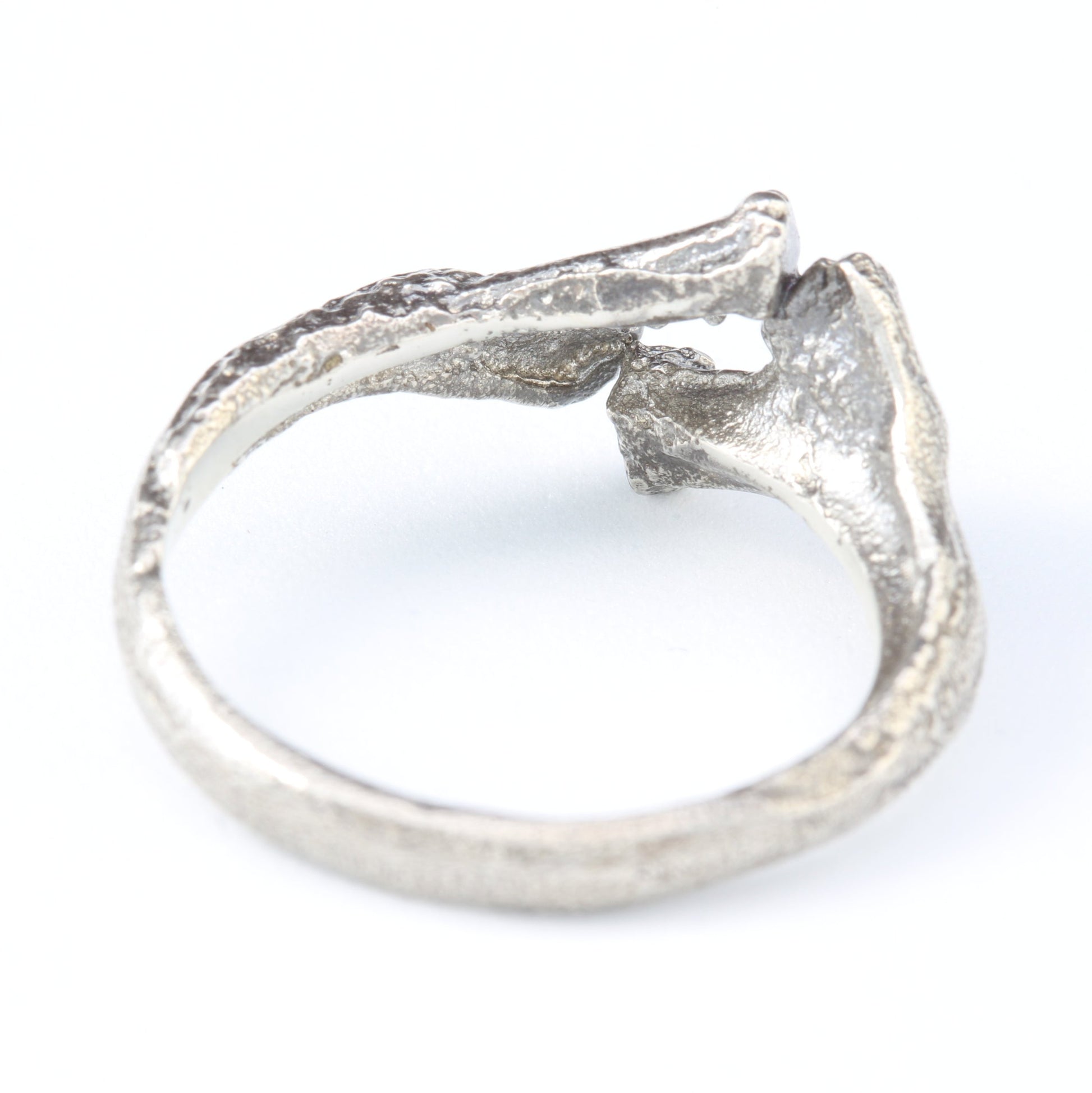 silver bones ring back