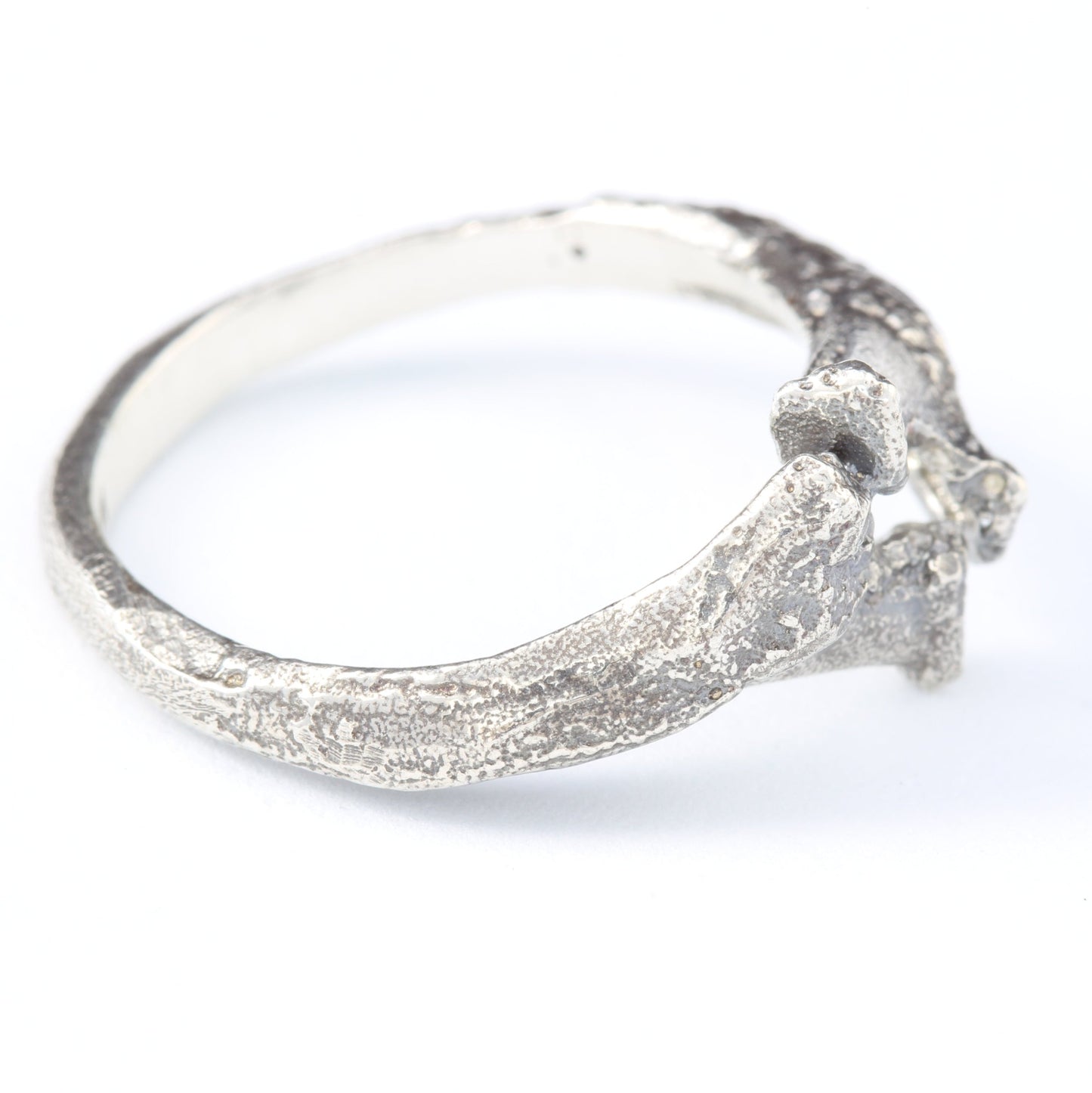 silver bones ring right