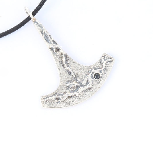 Ukko's hammer silver pendant with blue sapphire front